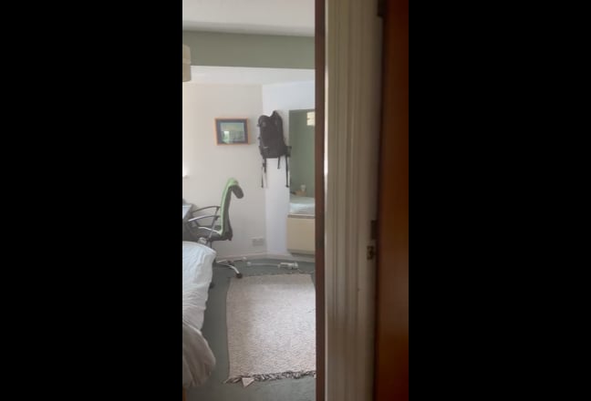 Room in Cozy House Share by Victoria Park Main Photo