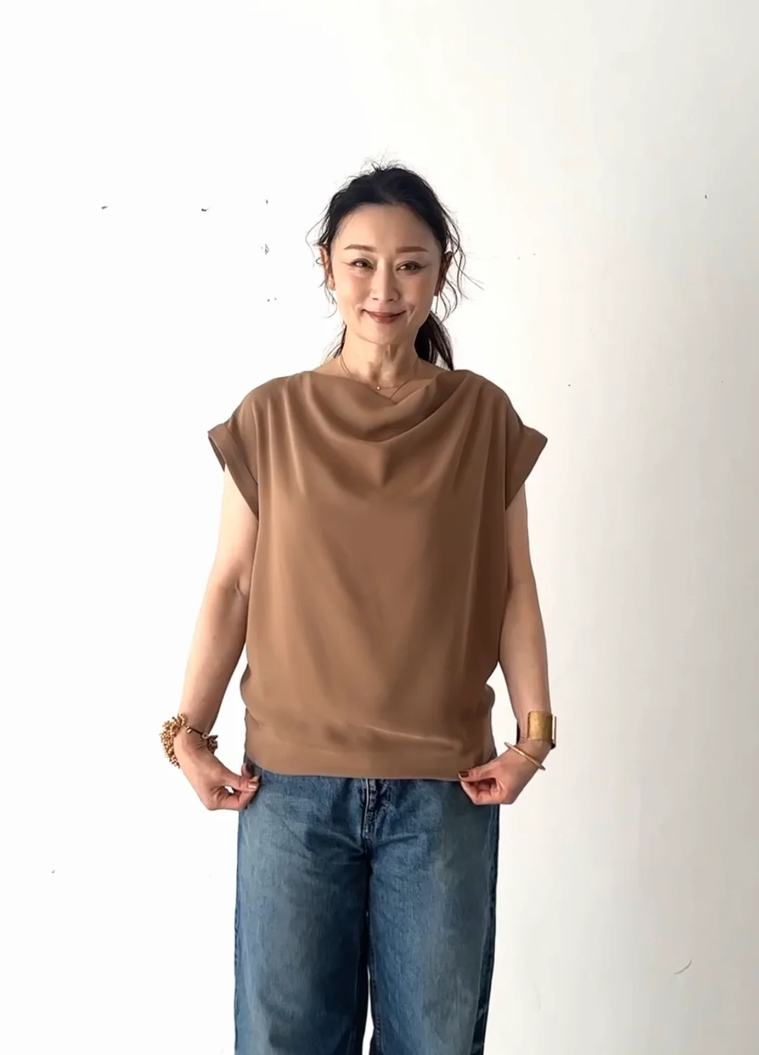 ドレープネックフローブラウス | HUG O WaR ONLINE STORE