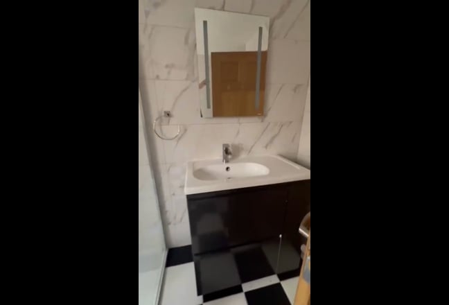 Double room vacancy  Main Photo