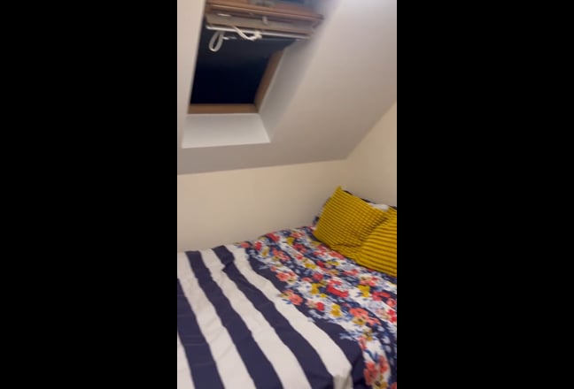 Double Room – Madley Park, Witney Main Photo