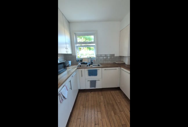 Video 1: available bedroom