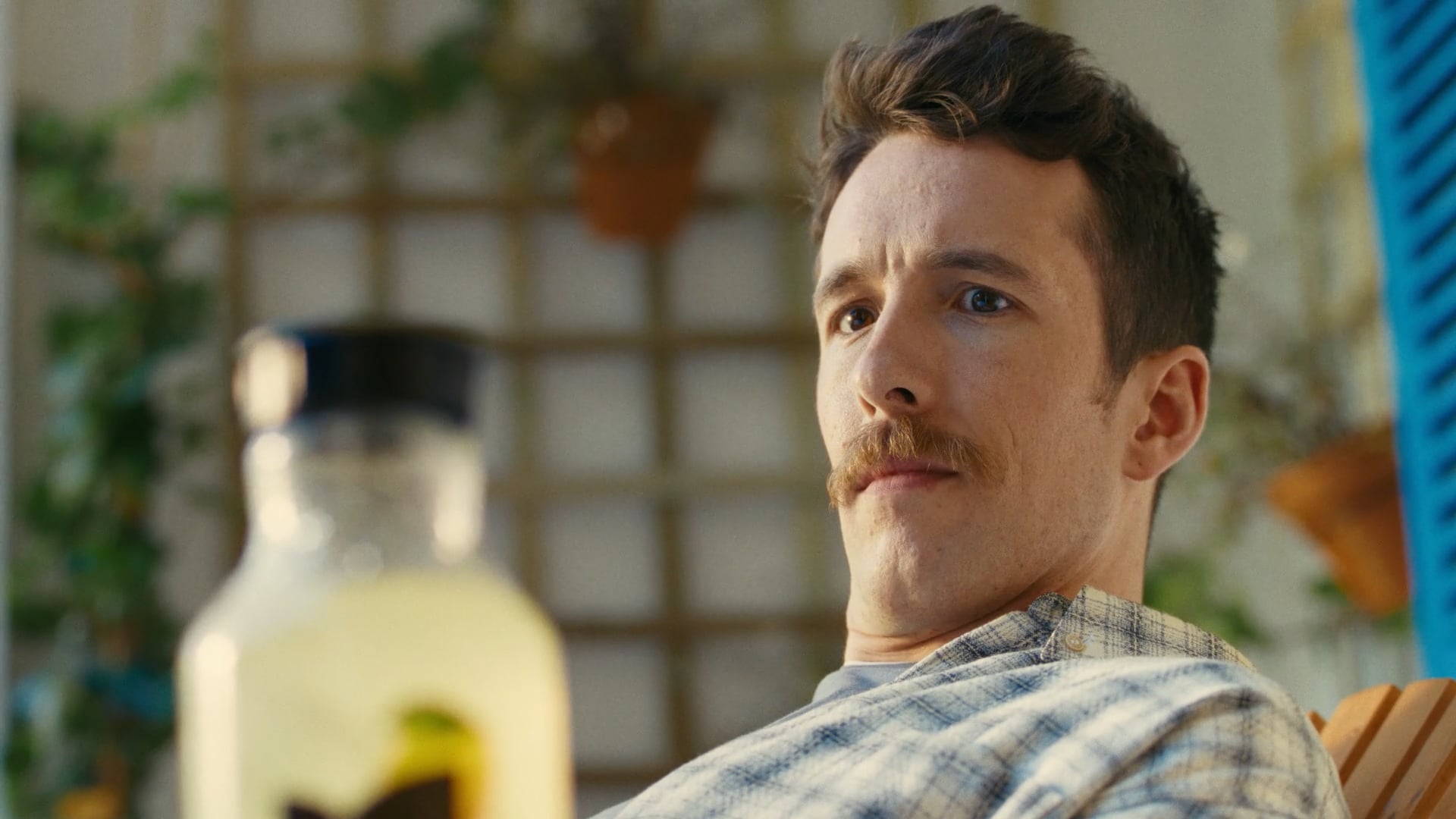 Minute Maid Zero "Neighbor Stare Down"
