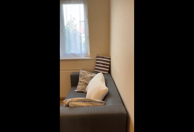 🌿 Sunny Double, with Separate Home Office Main Photo