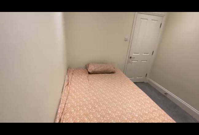 A room share apartment for rent  Main Photo
