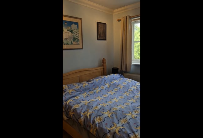 Double room en suite with balcony @ &pound;1200pm incl Main Photo