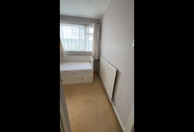 Single Room for Rent in Reading west  Main Photo
