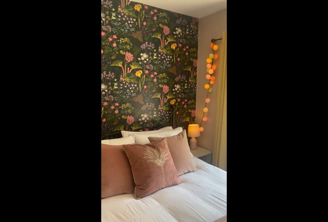 Mon–Fri Stylish Double + Private Bathroom | SE22 Main Photo