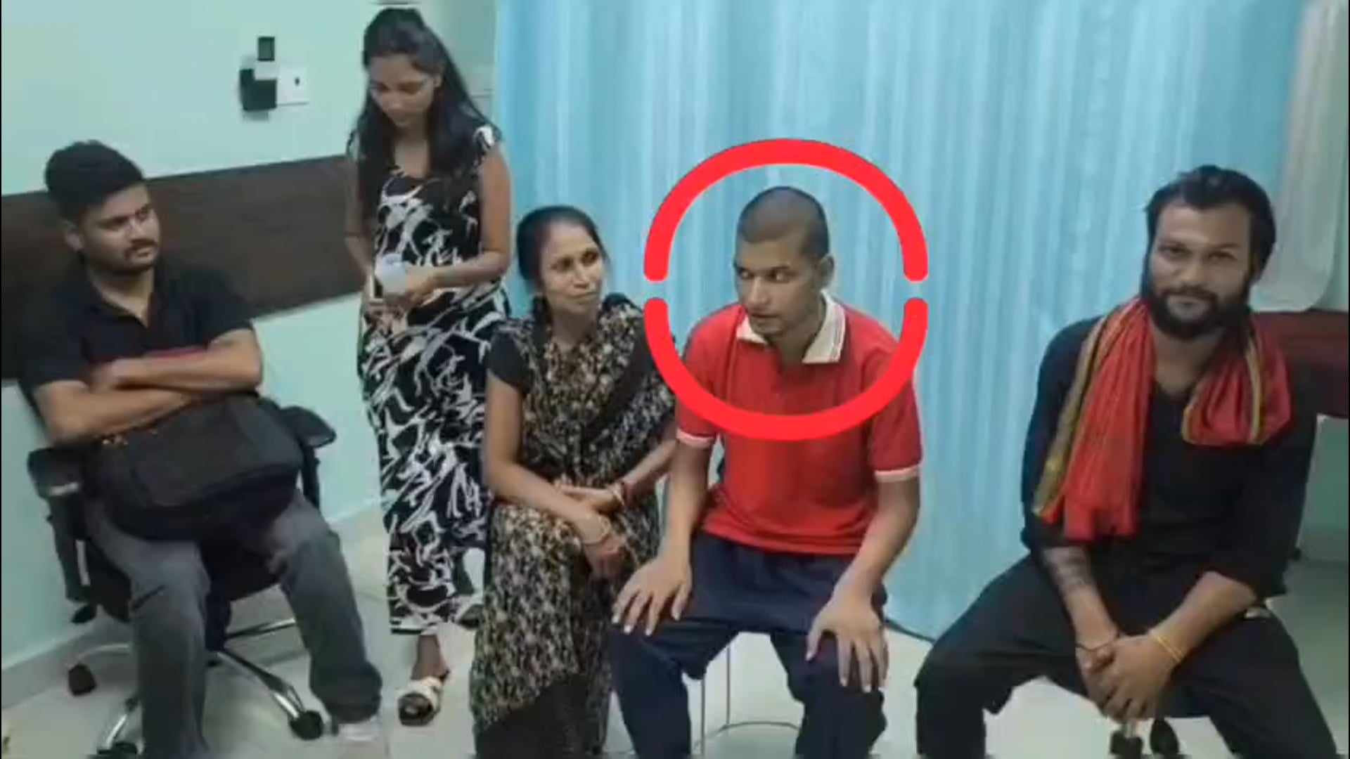 एक शब्द 'तेलीपुरा' और खत्म हुआ 5 साल का इंतजार: मां से मिला लापता बेटा, एजेल स्मार्ट सिटी हॉस्पिटल की बड़ी कामयाबी