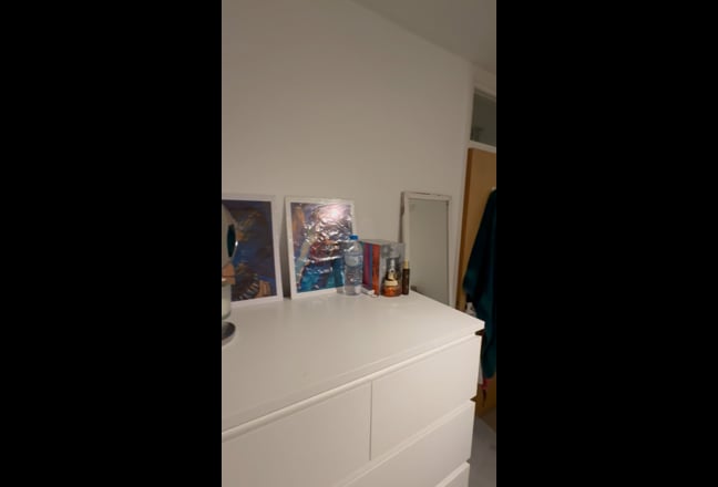 Double bedroom available in  2-bed flat Main Photo