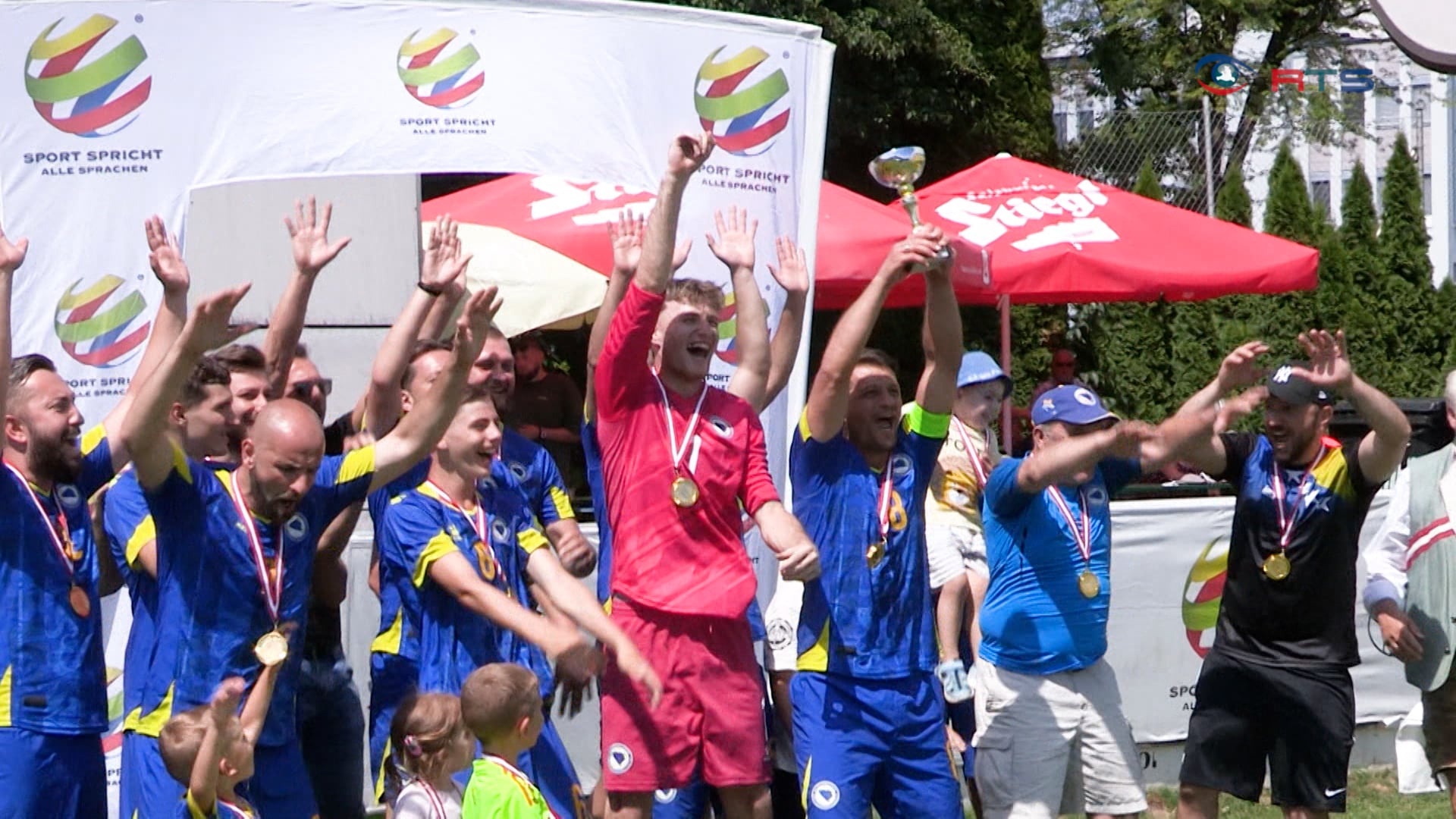sportliches-miteinander-20-integrations-fussball-wm-setzt-erneut-zeichen