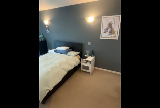 Big double en-suite bedroom close to Canary Wharf Main Photo