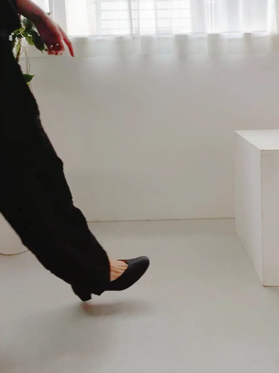防水｜ストラップパンプス（EN_3760009） | あしながおじさん