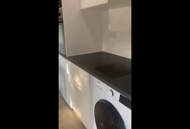 Fully Furnished Studio to Rent - Camberwell, SE5  Main Photo