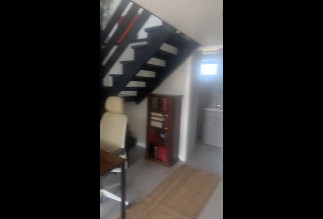 Modern home offering comfortable lodging  Main Photo