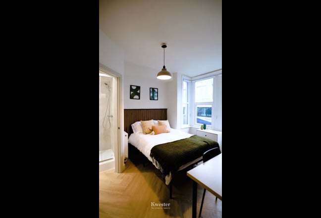 Priestfield Road - No Deposit Required Main Photo