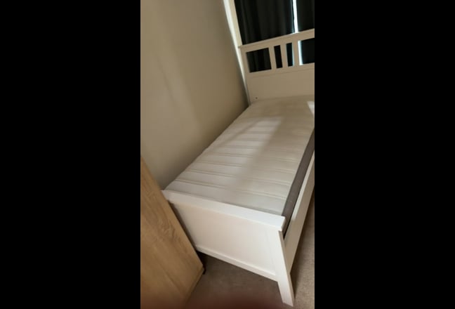 Box Room Available in Stanwell area  Main Photo