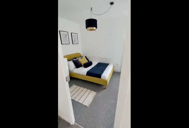 ⭐HOT⭐LARGE Double Room Angel-All Bills Included‼️ Main Photo