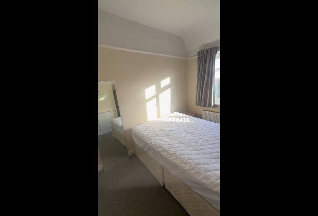 Big Double Room for Single Occupancy Main Photo