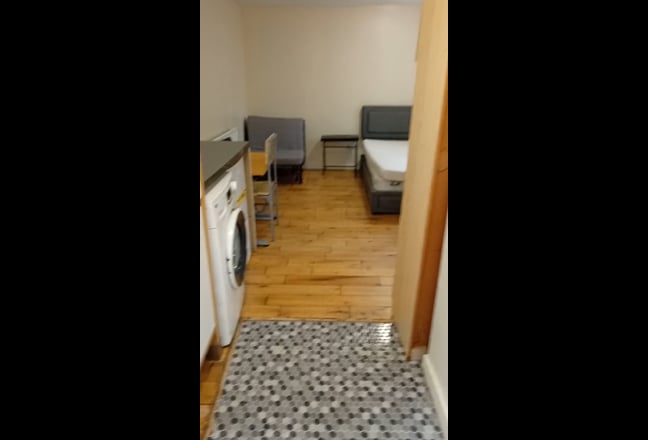 Video 1: 