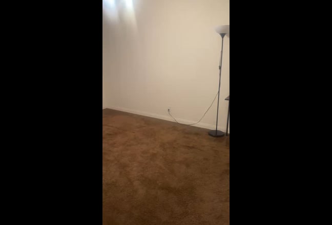 Room for Rent in West Hills  Main Photo