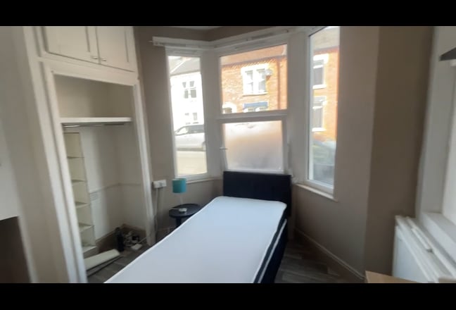 Video 1: front