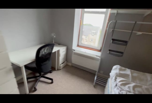 1 room in Old Aberdeen with views & Garden Main Photo