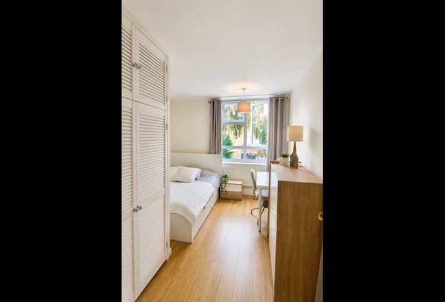 🏡 Stunning double in Clapham (All-Male Flat)✨ Main Photo