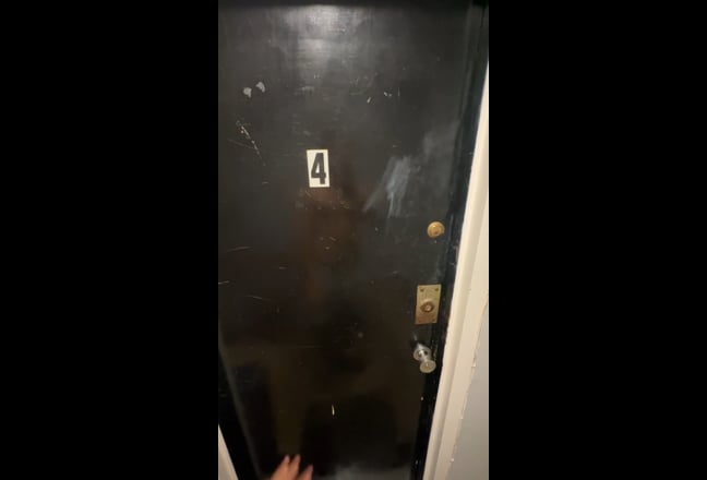 Private Room + Private Bathroom in FiDi (Near Fult Main Photo