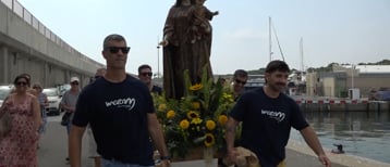 Una multitudinària Festa del Carme recorda Magdalena Moreno