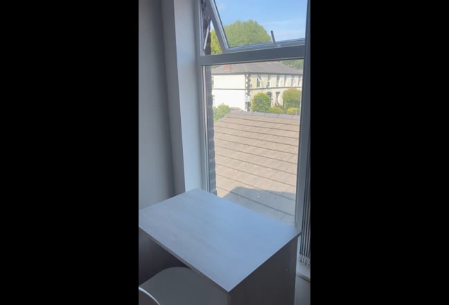 Amazing first floor rm with own b/room avail. Jul Main Photo