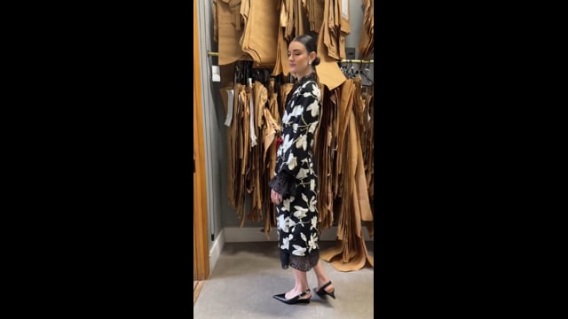 Kimono Mona Bordado Floral Preto