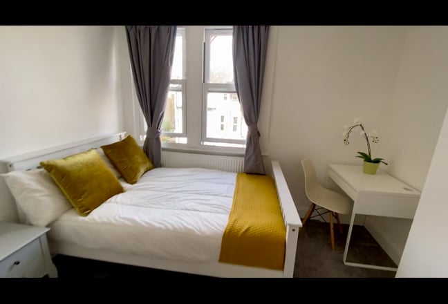 2 Gorgeous EnSuite Double Room in Crystal Palace! Main Photo