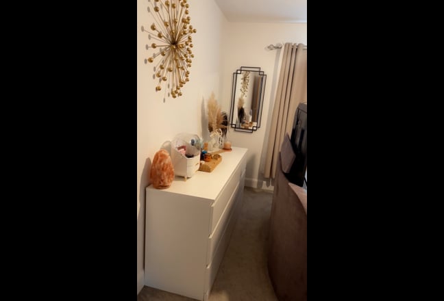 Beautiful Large Double En-suite in New Build Main Photo
