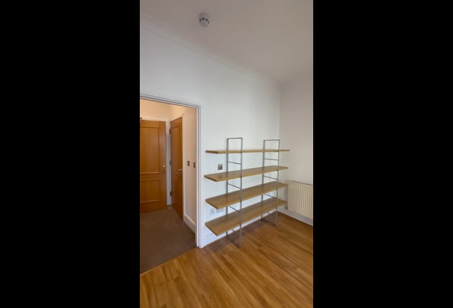 Rooms for rent in gated development in Camden Main Photo