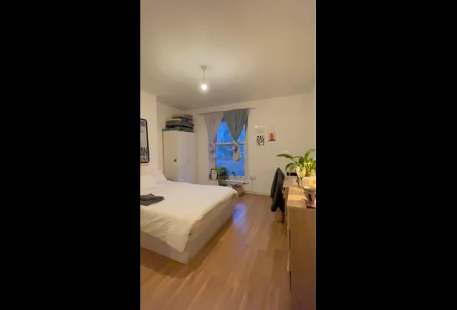 Big Room for a Single Person Stoke Newington Main Photo