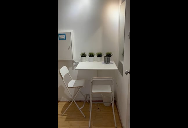 Video 1: Room 1