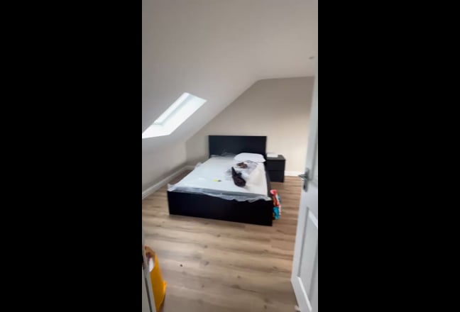 Studio to Rent – CB 1 Perne Road, Cambridge Main Photo