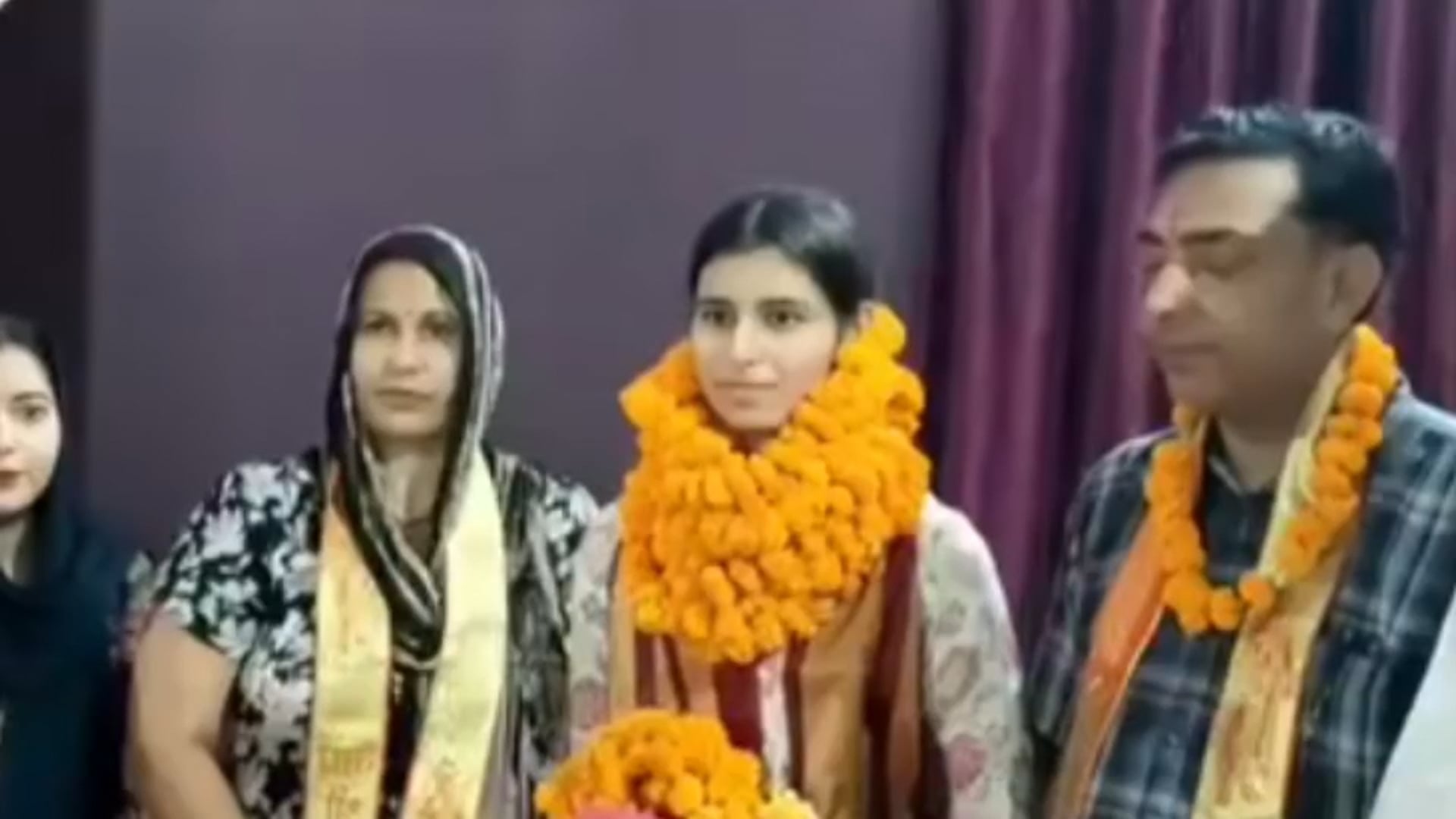 धनौरी! क्षेत्र की बेटी सृष्टि सैनी ने NEET की परिक्षा पास कर बढ़ाया क्षेत्र का मान!