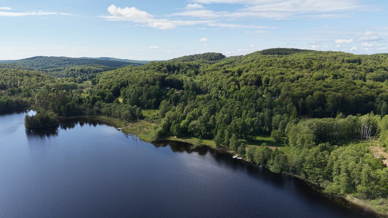 6 rum Gård/skog på Köinge-Svenstorp 310 Svartrå Falkenbergs kommun - video