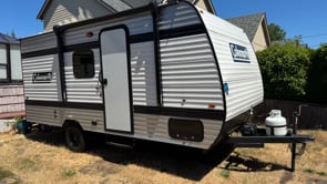 A photo of this 2025 Keystone COLEMAN 17B