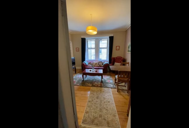 Two double bedroom flat near George Square Main Photo