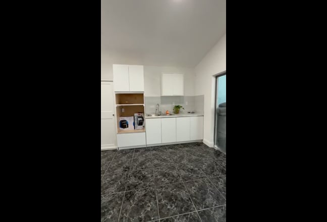 Studio for Rent Main Photo
