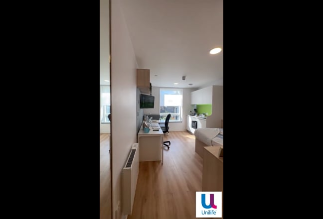 Video 1: 