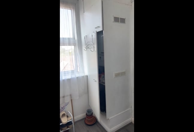 Double Room Kensington London Main Photo