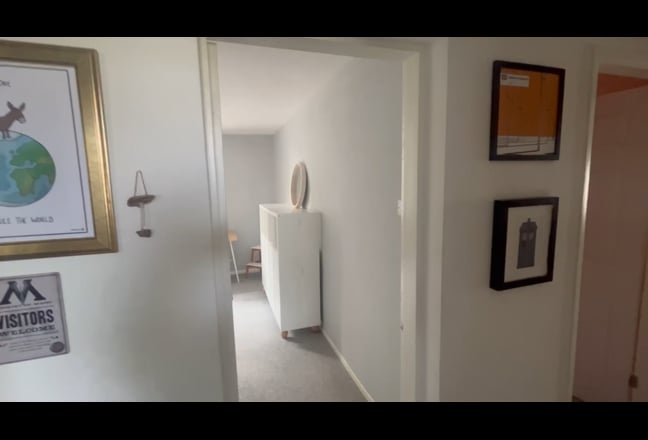 Quiet Double Room in Beautiful Rural Flat Main Photo