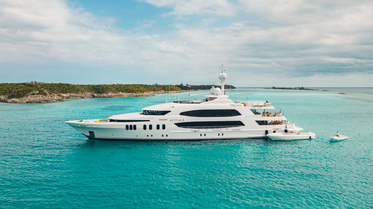 SKYFALL yacht film