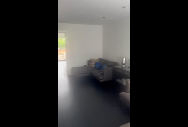 Clean Modern House Main Photo