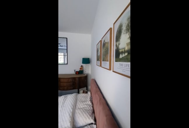 One rooom available in a Extra‑spacious 2 bed flat Main Photo
