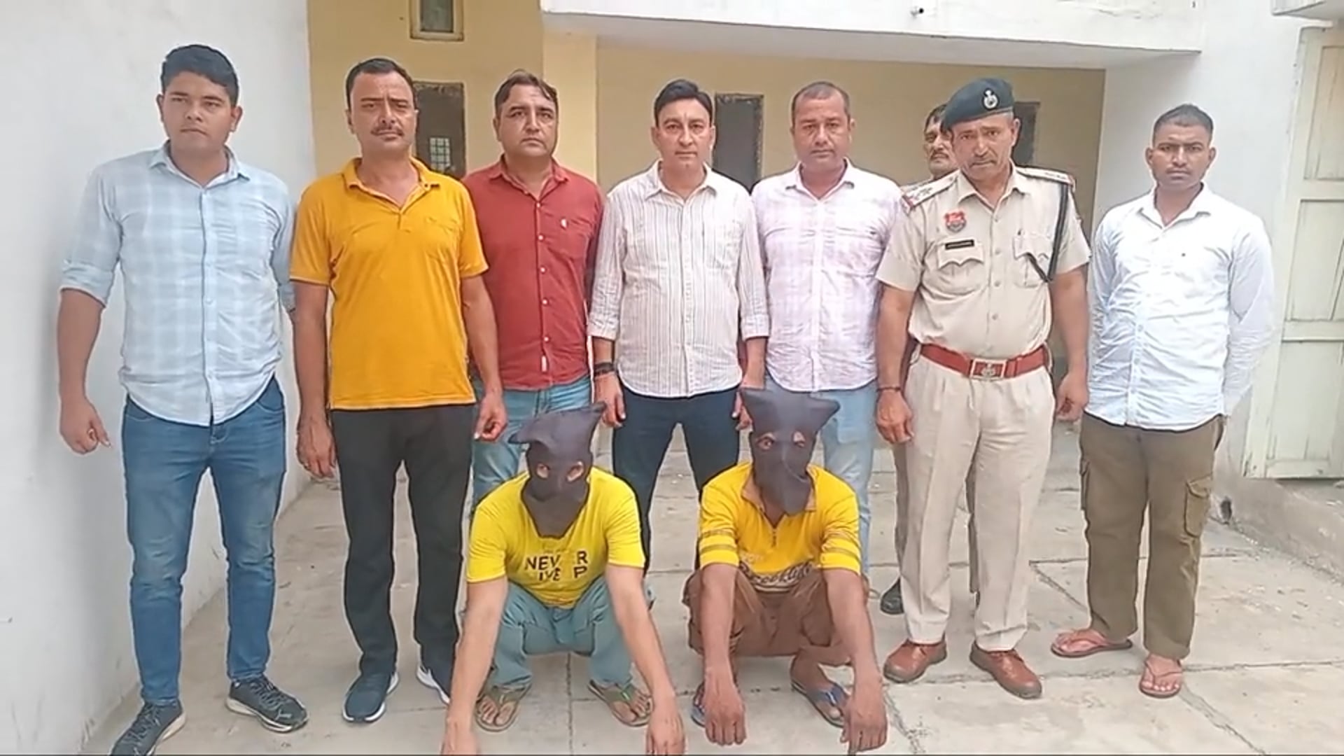 सोनीपत के केएमपी हाईवे कुंडली बॉर्डर पर पुलिस बनकर लूट की सनसनीखेज वारदात का पुलिस ने खुलासा कर दिया