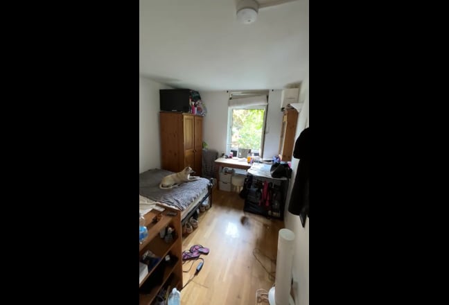 Pets allowed Double  Bedroom bills inc. Women only Main Photo